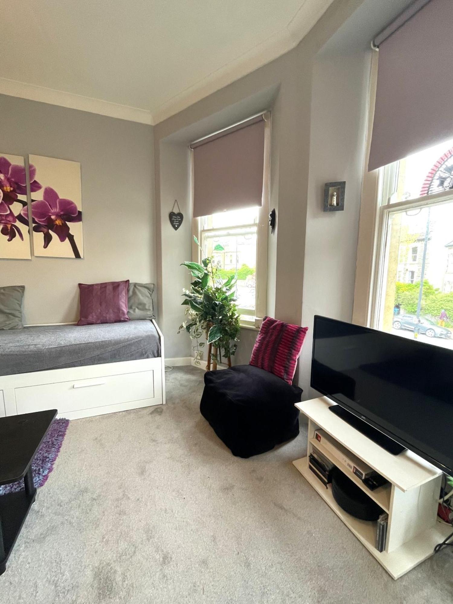 Snug Studio Apartment In Central Location 布里斯托 外观 照片