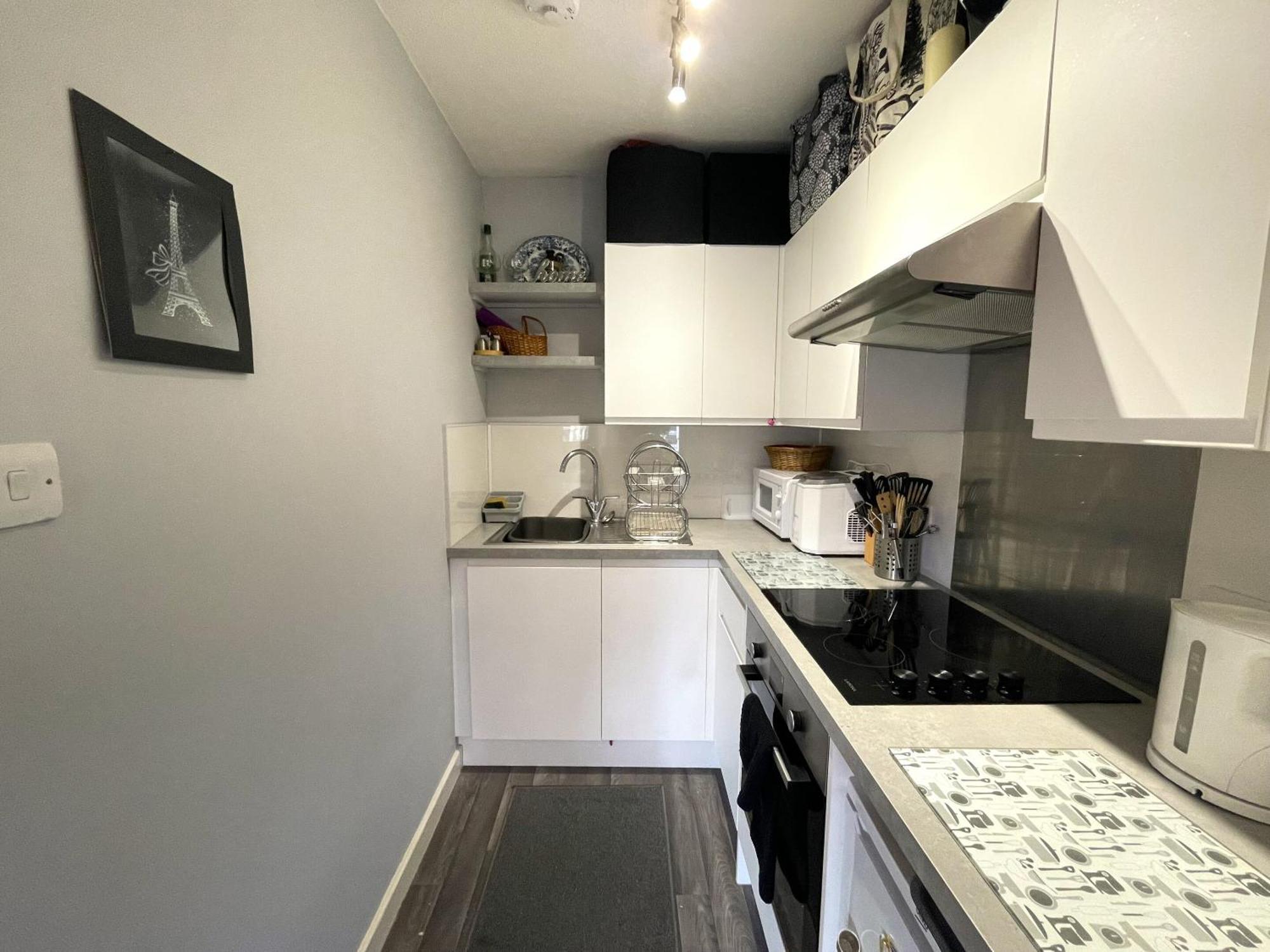 Snug Studio Apartment In Central Location 布里斯托 外观 照片