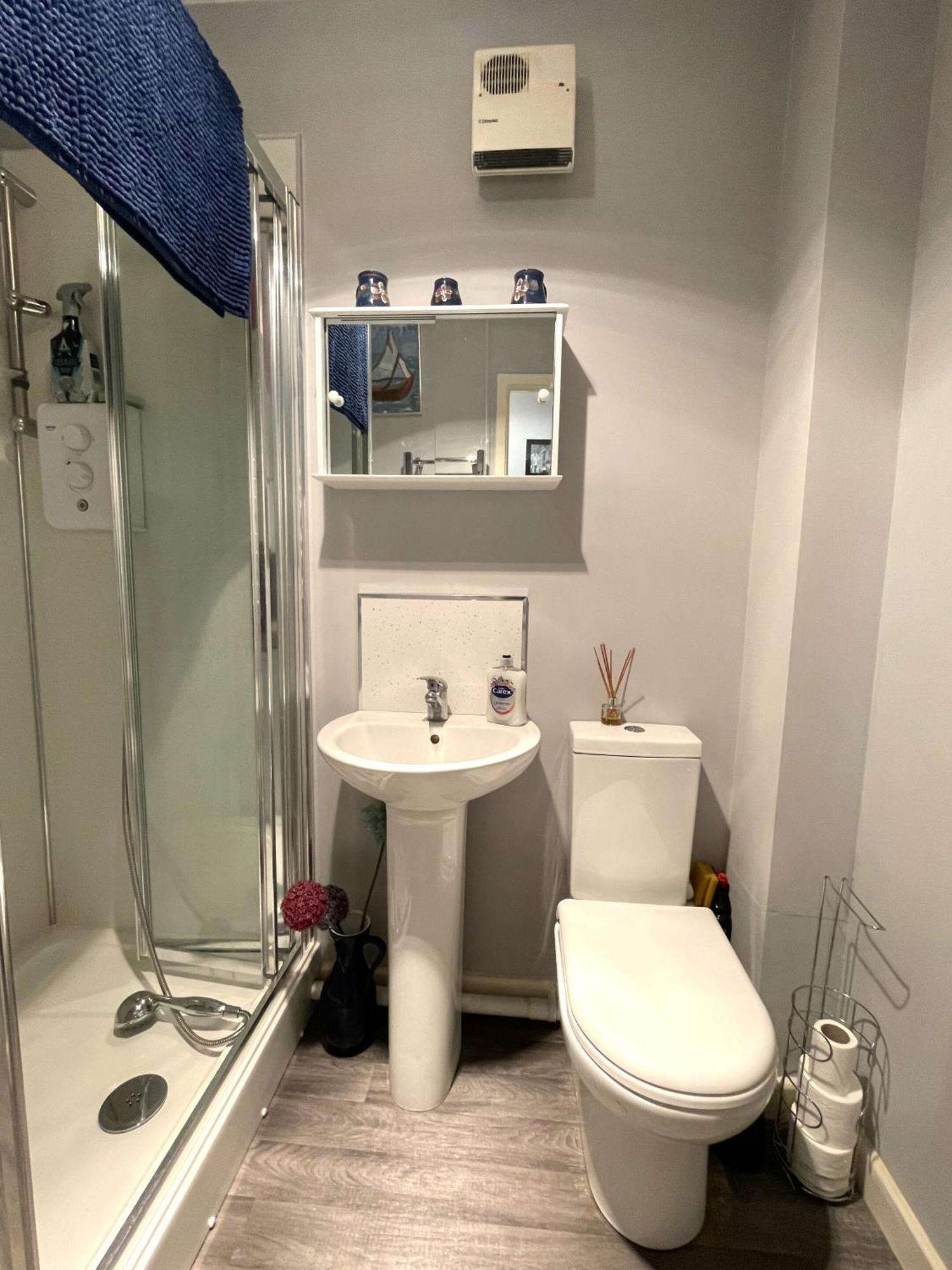 Snug Studio Apartment In Central Location 布里斯托 外观 照片